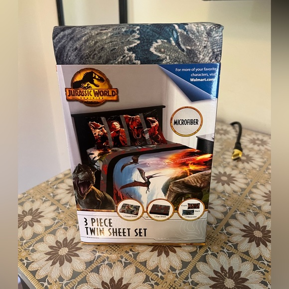 Jurassic World Kids Twin Sheet Set,New - Picture 7 of 10